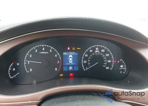 2012 Hyundai Genesis 3.8 z USA, uszkodzony, nr VIN KMHGC4DD9CU184440